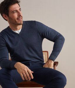 Ultrafine V-Neck Cashmere Pullover