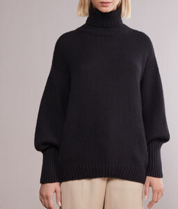 Ultrasoft Cashmere Turtleneck with Balloon Sleeves