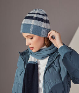 Ultrasoft Cashmere Cap with Jacquard Check