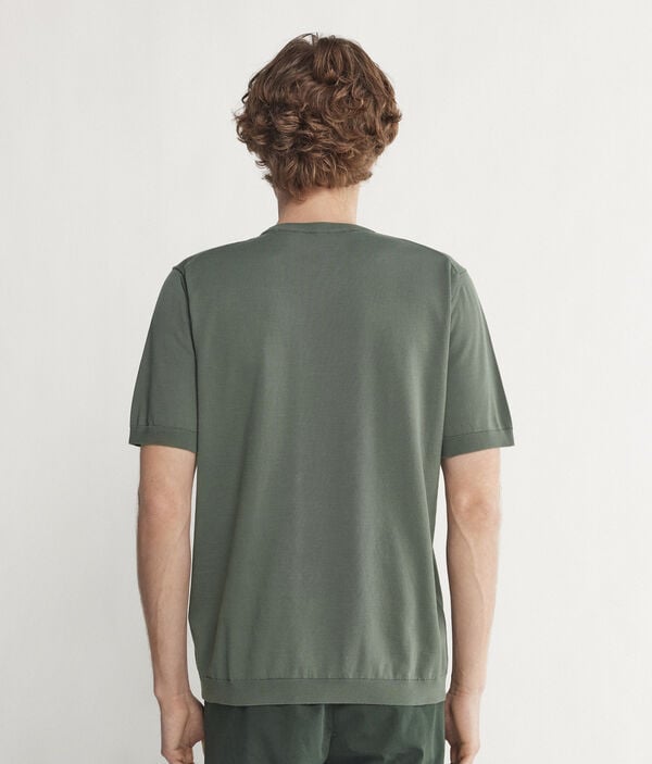 T-shirt à col rond et manches courtes en coton frais