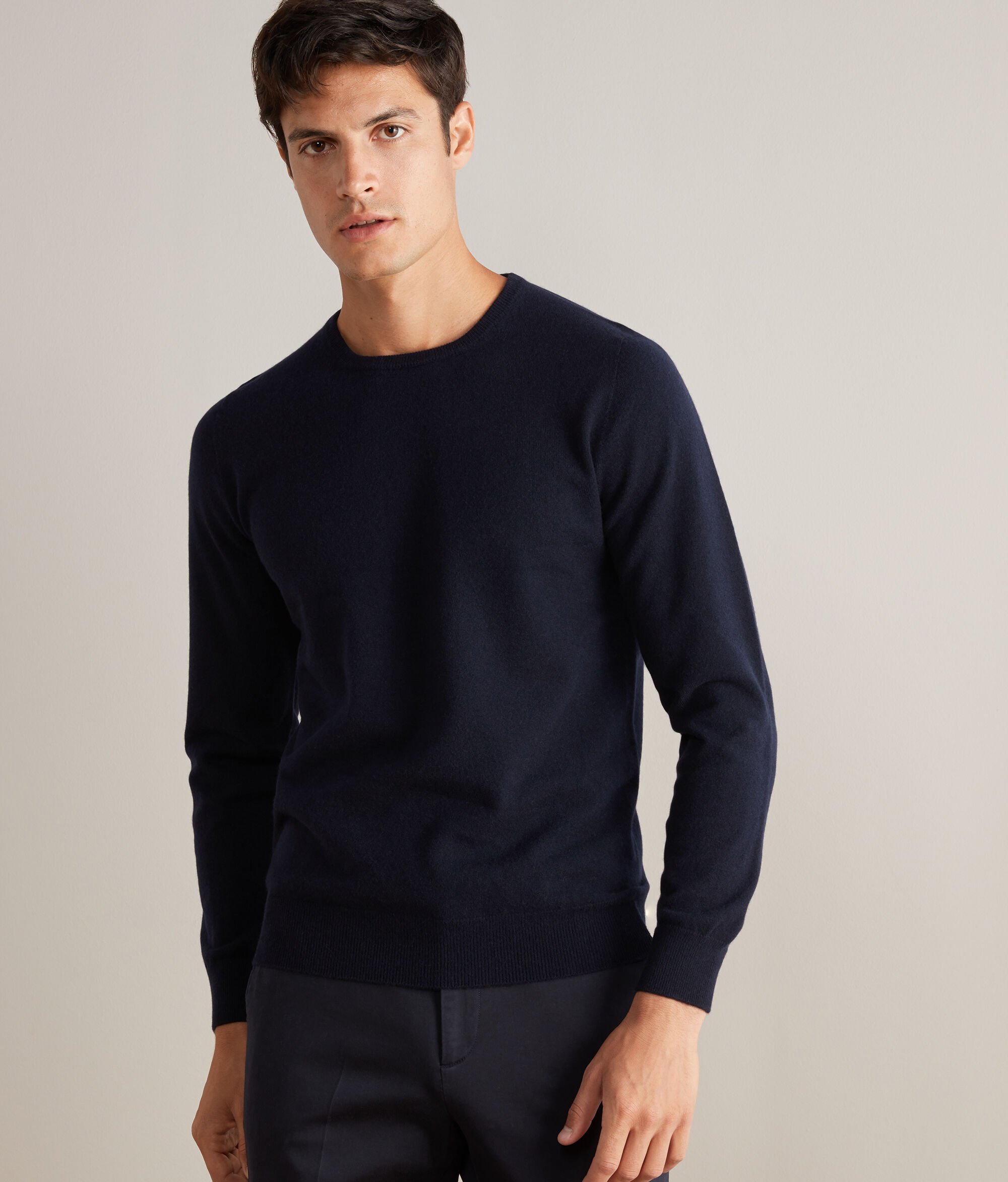 Cashmere knitwear & sweatshirt