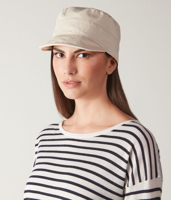 Cotton Hat with Visor