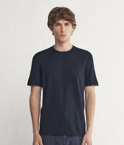 Short-Sleeved Twist-Stitch T-Shirt