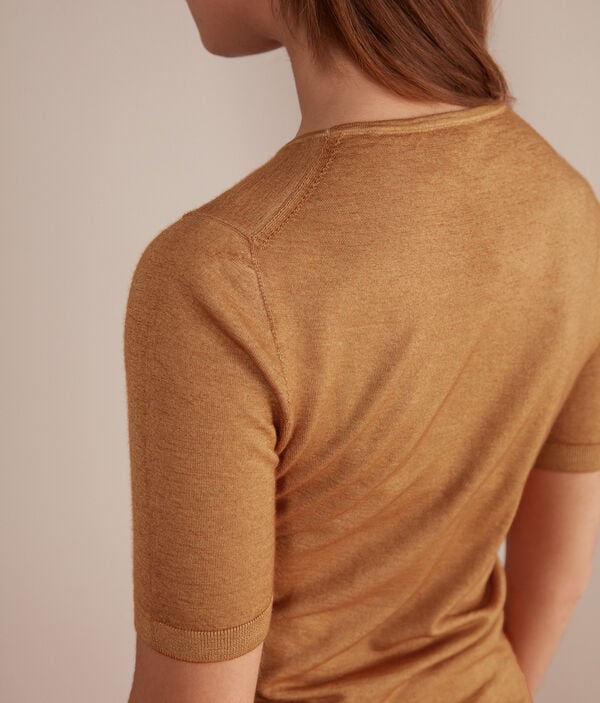 Round-Neck Short-Sleeve Ultrafine Cashmere Top