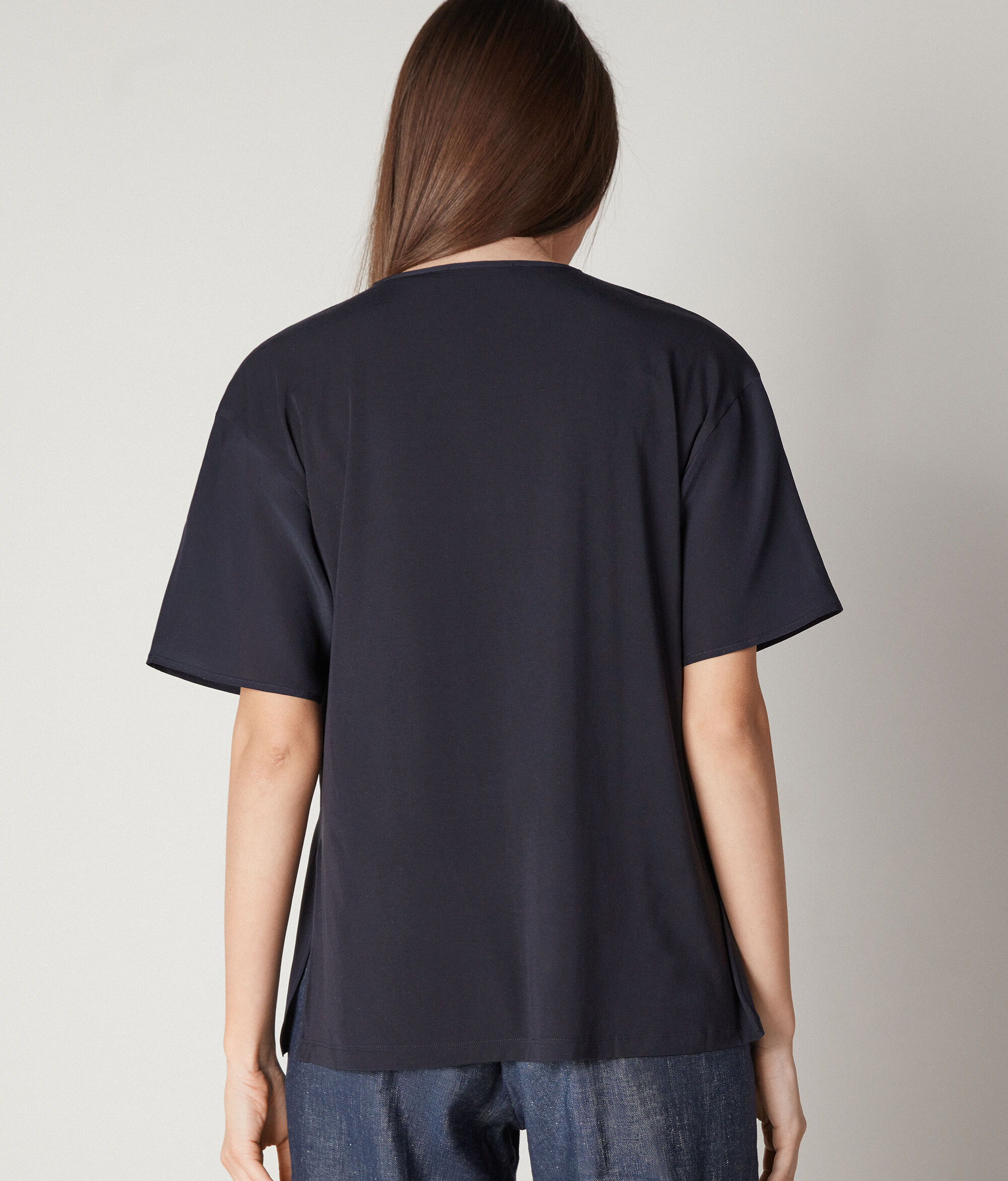 Silk V-neck T-Shirt