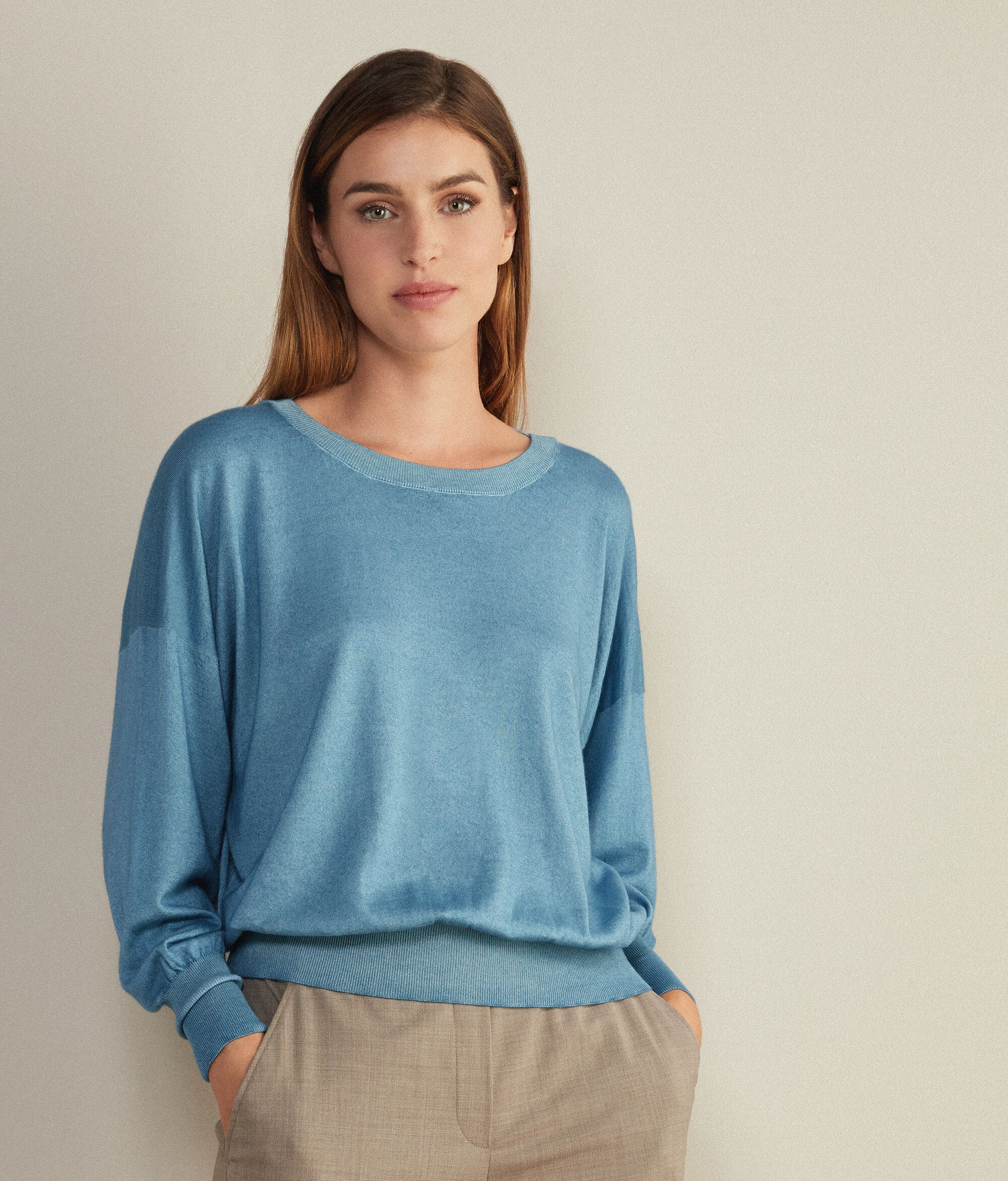 Ultrafine Cashmere Jumper with Wide Sleeves