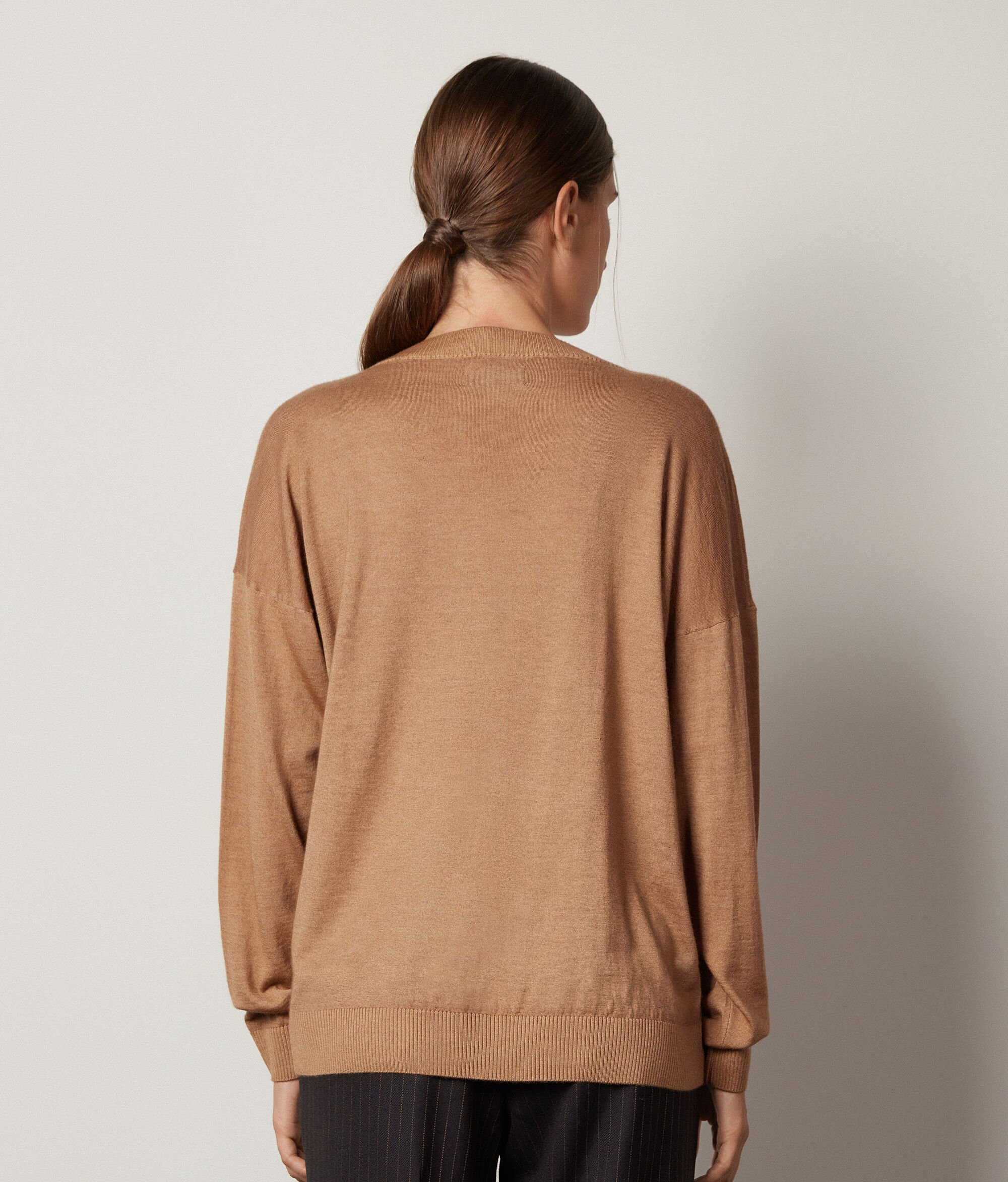 V-Neck Sweater in Ultrafine Cashmere