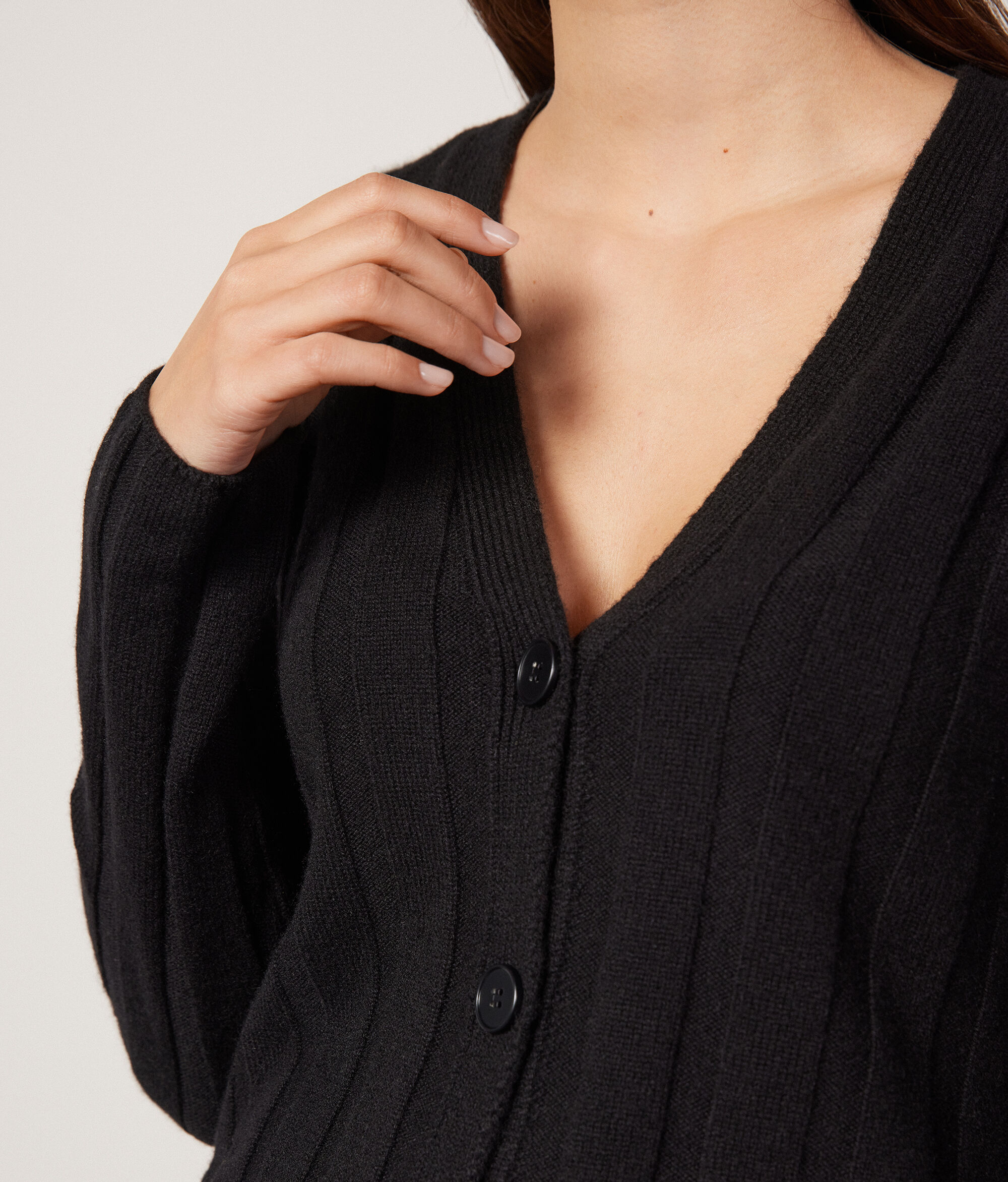 Ribbed Cardigan in Ultrasoft Cashmere