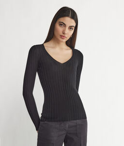 Ultrafine Cashmere Ribbed V-Neck Sweater