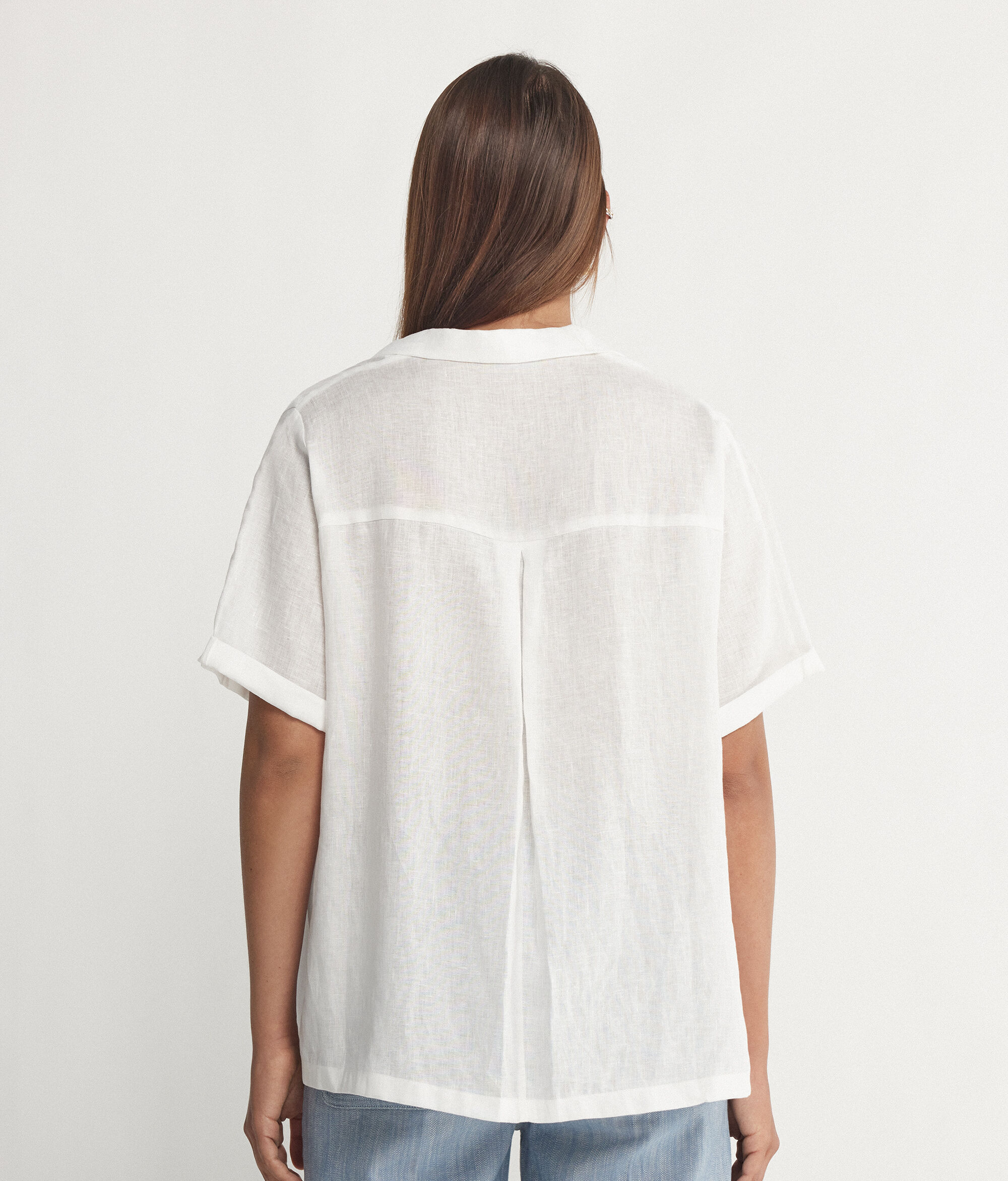 Short-Sleeved Linen Shirt