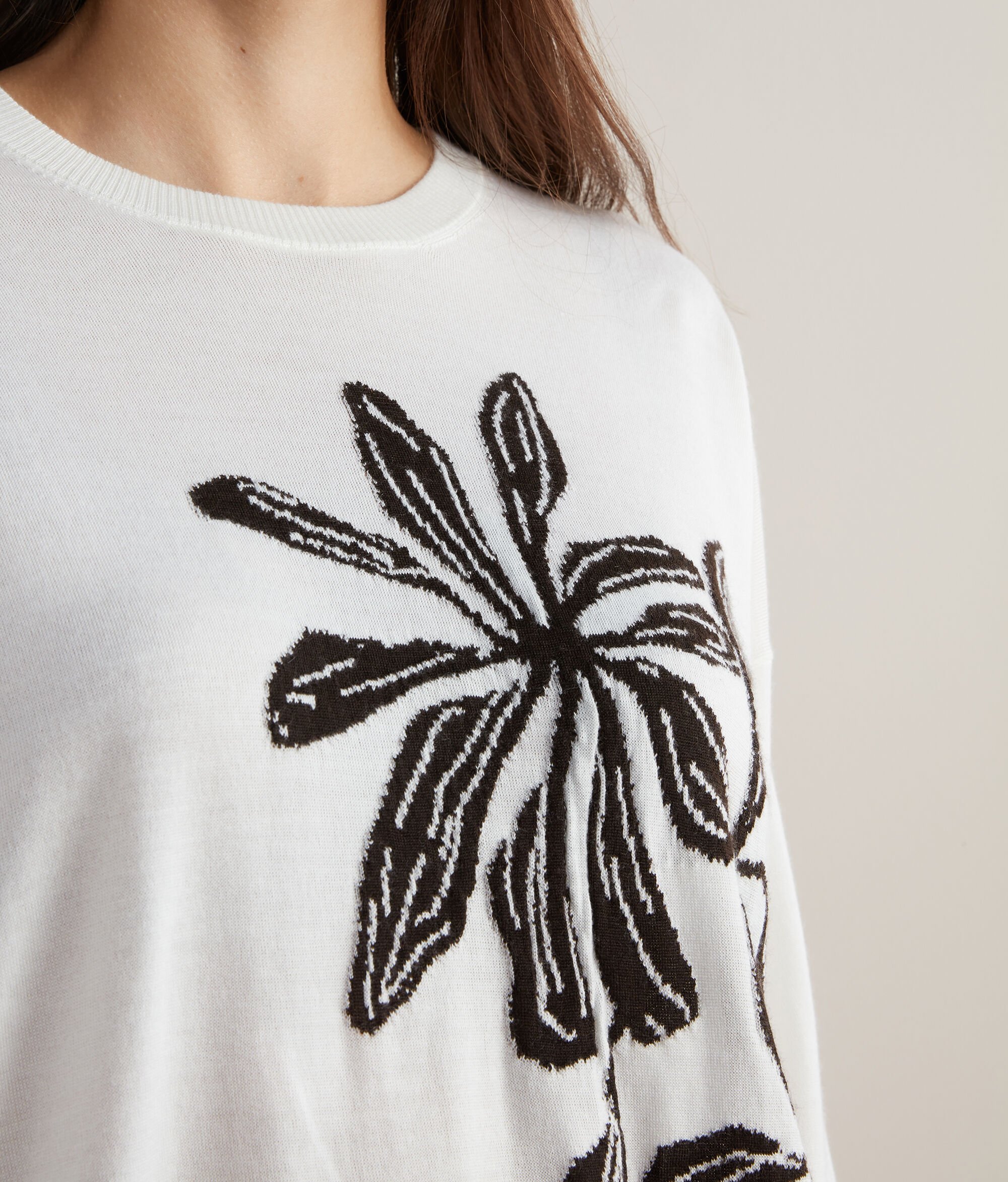 Ultrafine Cashmere Jumper with Floral Inlay