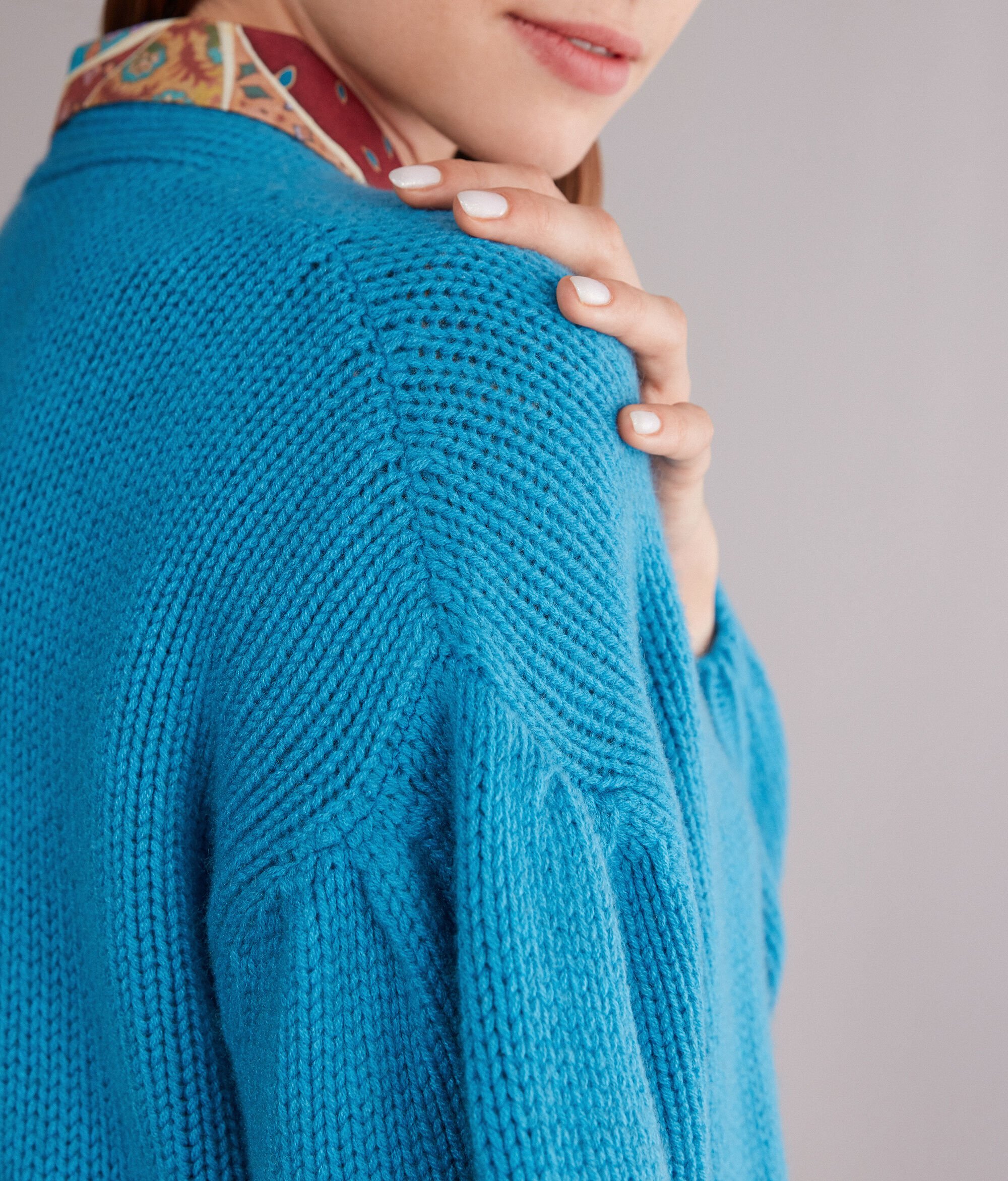 Cardigan in Cashmere Tricot